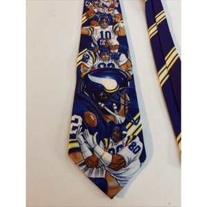 Vintage Ralph Marlin Minnesota Vikings Football Mens Necktie USA